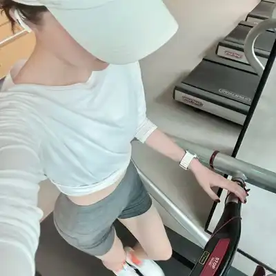 萧国嘉